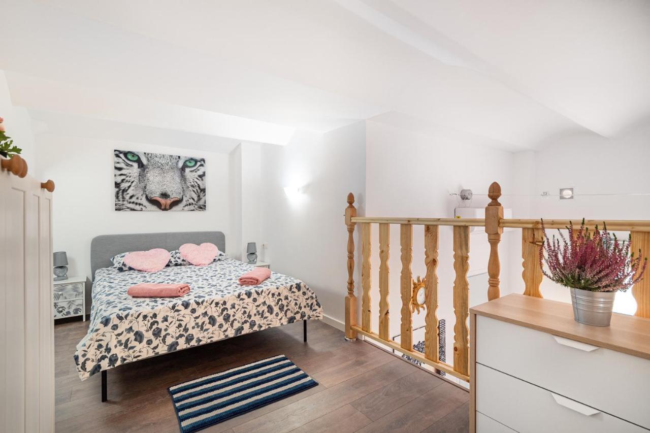 Magic Badalona House Apartment Bagian luar foto